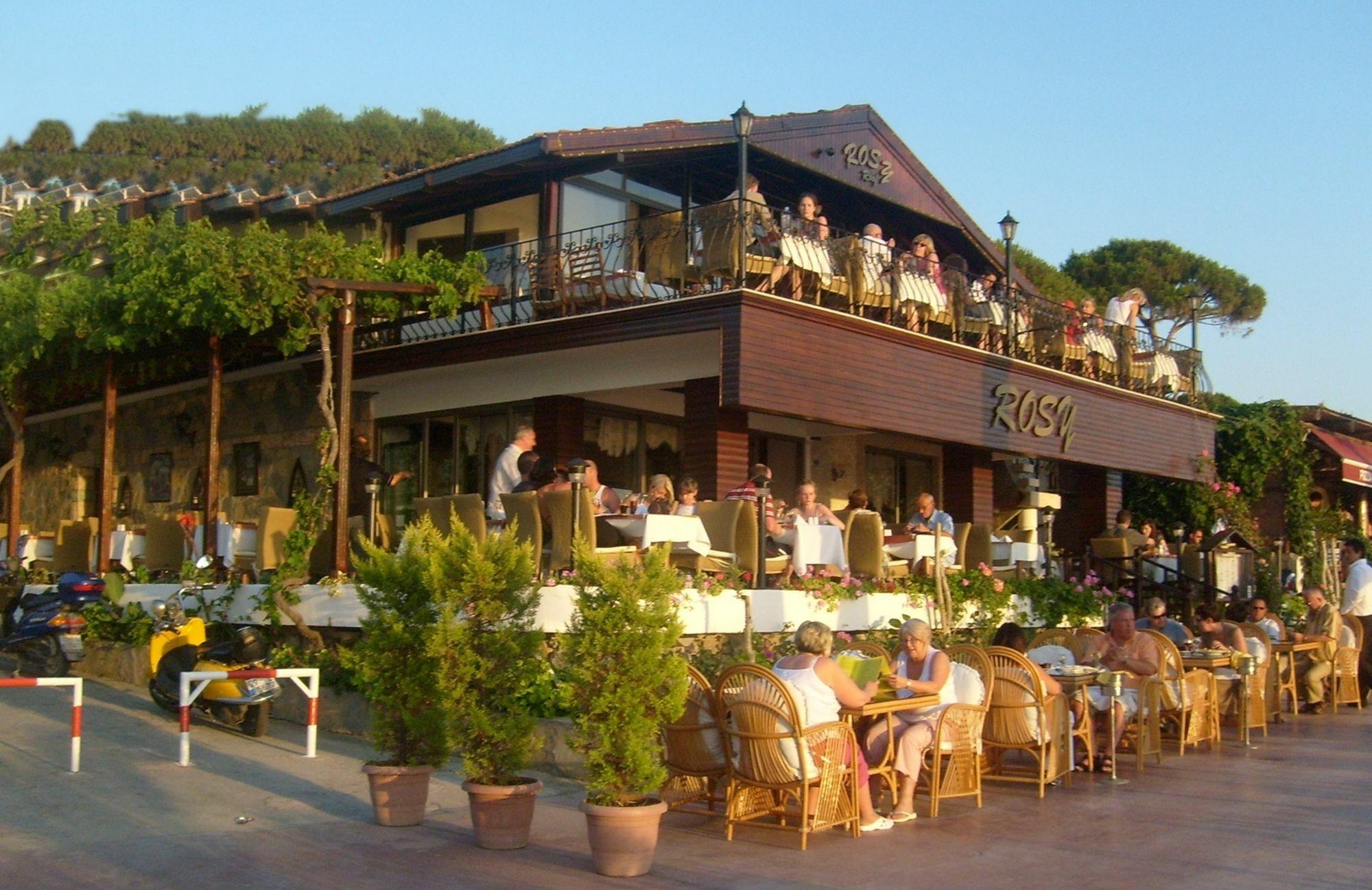 Rosy Hotel Kusadasi Luaran gambar